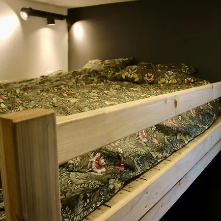 Les Volets Blancs לינה וארוחת בוקר *