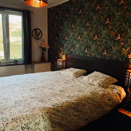 Bed & Breakfast Les Volets Blancs Braine-le-Comte